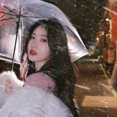 白衣校花与大长腿2